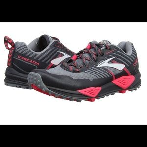 Brooks Cascadia 13 Sneakers